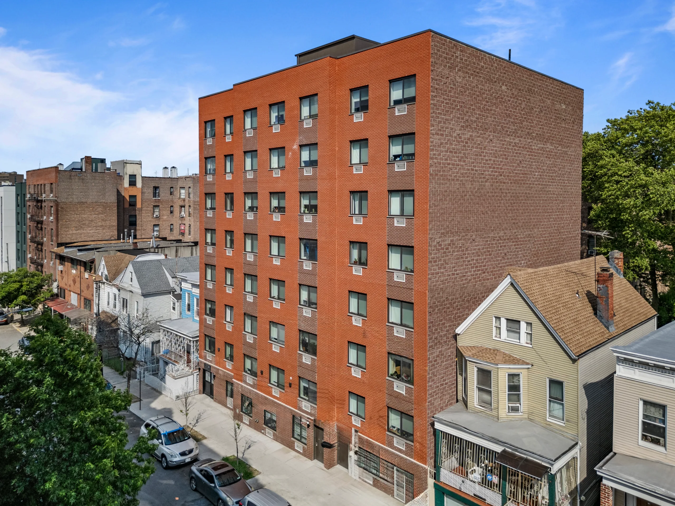 2736 Creston ave New